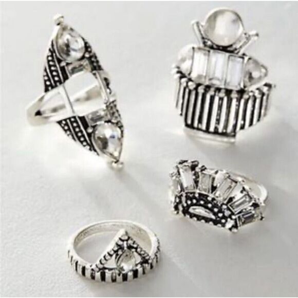 Free People Jewelry - FREE PEOPLE Rhapsody Ring Set - Silver / Crystal NWT $48